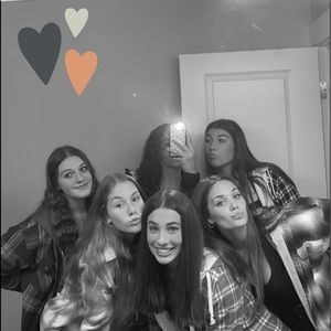 Meet your Posher, Maya